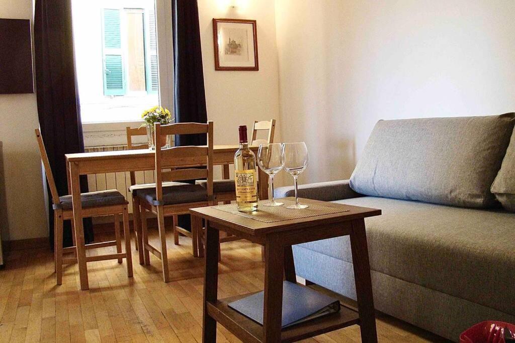 Elegant Trilussa Apartment Rom Exteriör bild